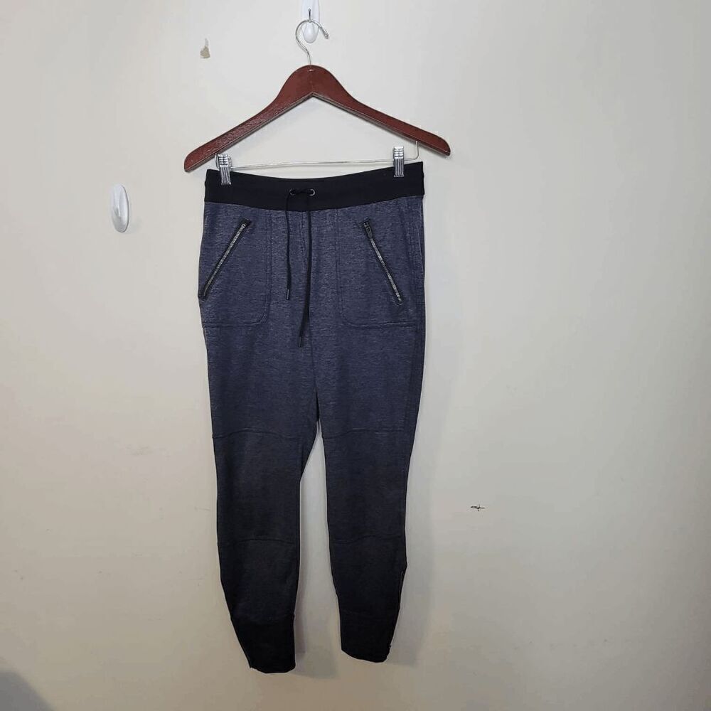 Athleta  Flux Street Jogger Pocket Women's Size XS Navy/ Black